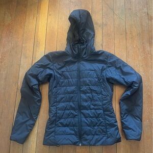 Black Diamond women’s First light hoody